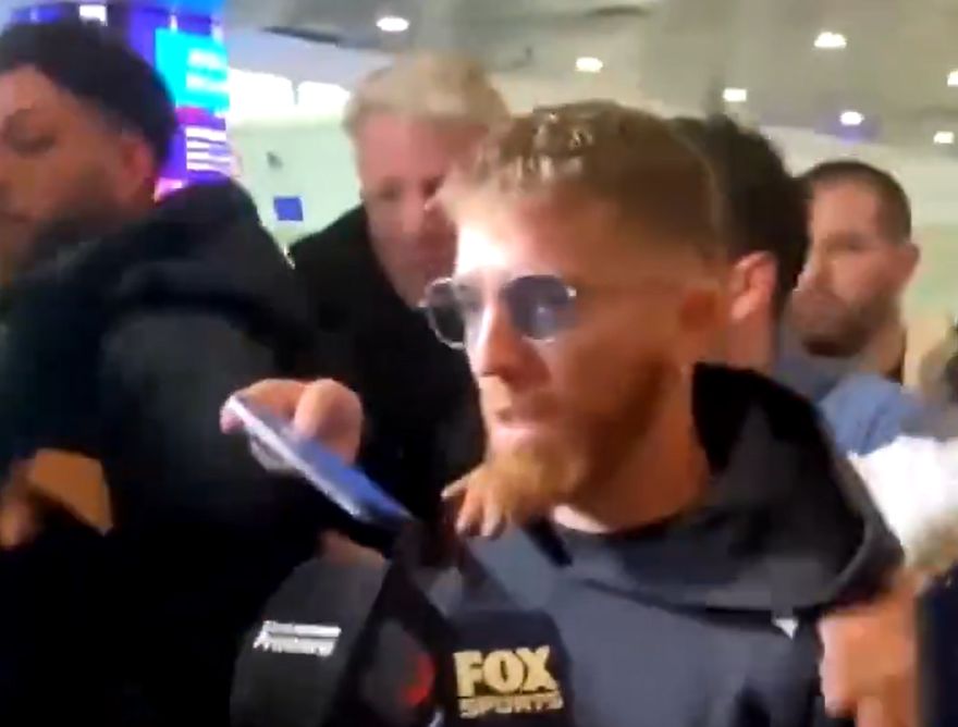 VIDÉO : L'icône de l'Athletic Club Iker Muniain arrive en Argentine pour signer avec un nouveau club