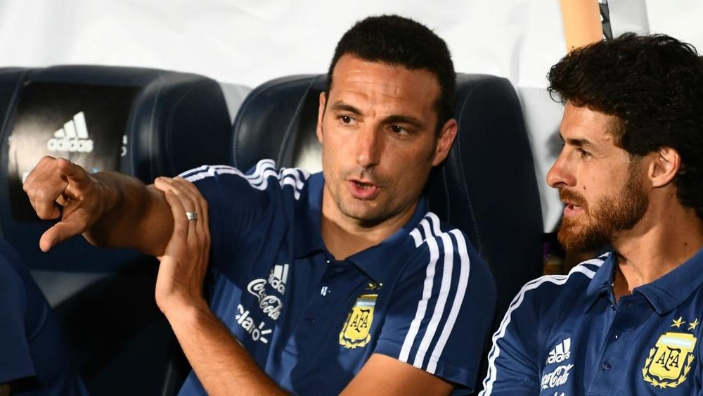 Le sélectionneur argentin Lionel Scaloni met en doute le choc de La Finalissima avec l'Espagne