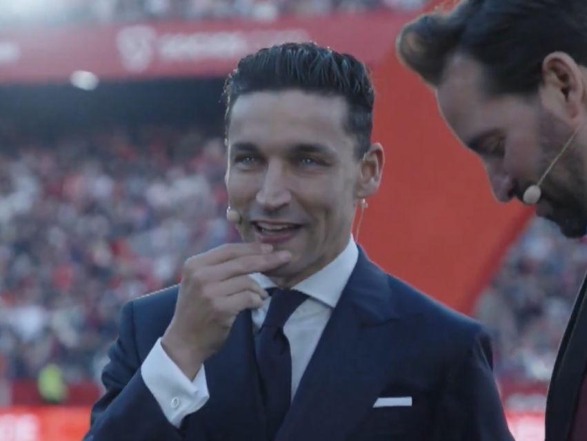 REGARDER: L’émotionnel Jesus Navas fait ses adieux aux fans de Séville – «Je vis pour apporter de la joie aux Sevillistas»