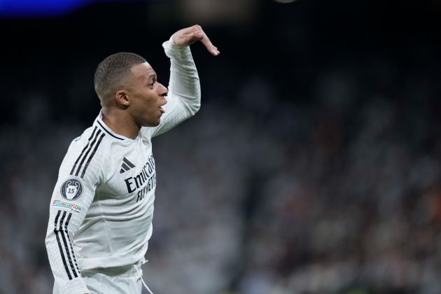 Kylian Mbappe prêt à dépasser Cristiano Ronaldo et battre le record du Real Madrid de 32 ans